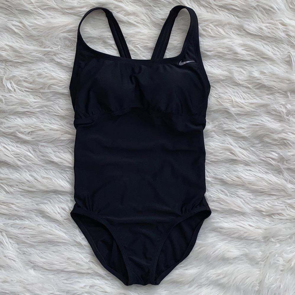 Nike | Black One Piece Swimsuit